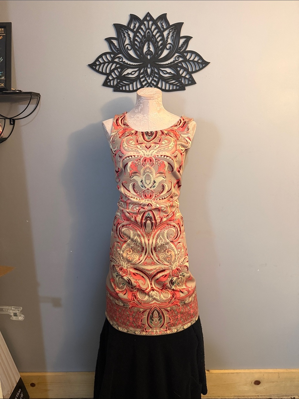 Sleeveless Red Paisley Print Sheath Dress